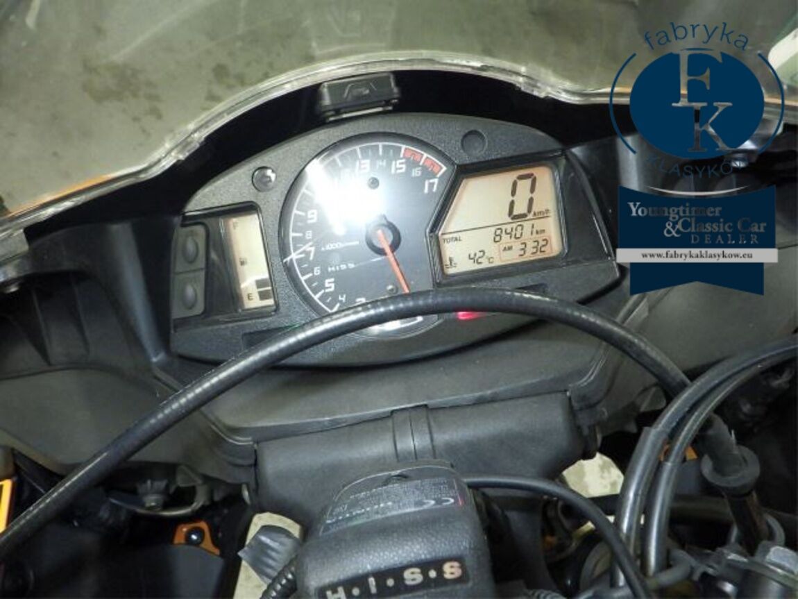HONDA CBR600RR 2014 - zdjęcie 15