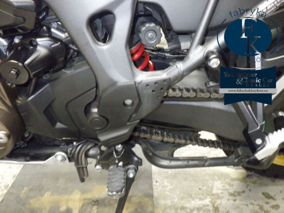 HONDA CFR1000 AfricaTwin 2016 - zdjęcie 31