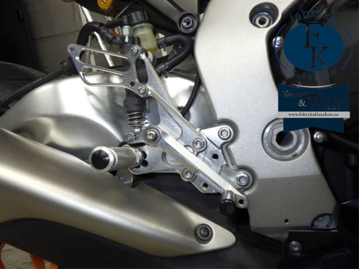 HONDA CBR1000RR 2013 - zdjęcie 30