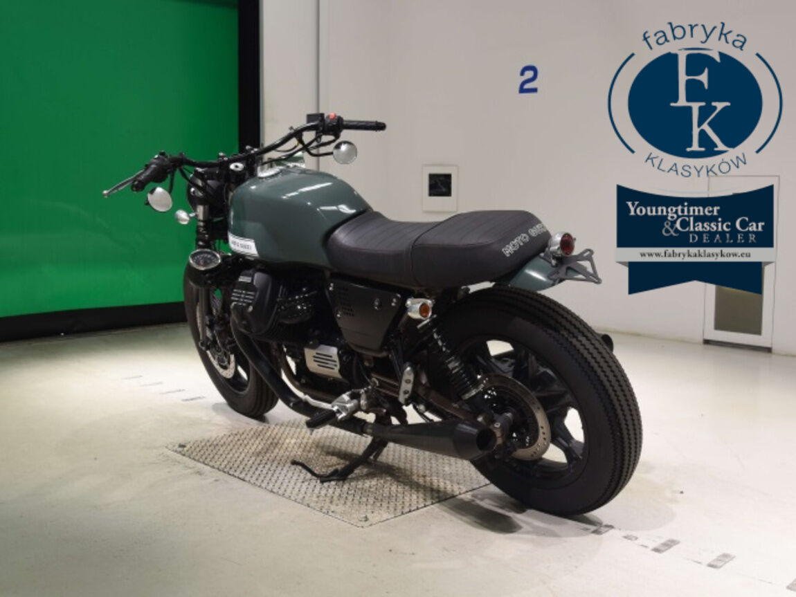 MOTO GUZZI MOTO GUZZI V7 STONE 2018 - zdjęcie 7