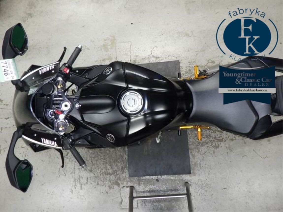 YAMAHA YZF-R1 2017 - zdjęcie 32