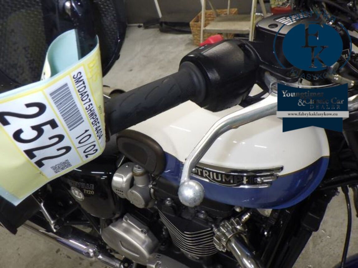 TRIUMPH BONNEVILLE T120  - zdjęcie 24