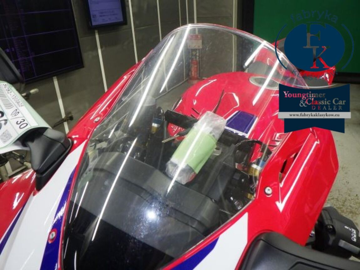 HONDA CBR1000RR-RSP 2024 - zdjęcie 19