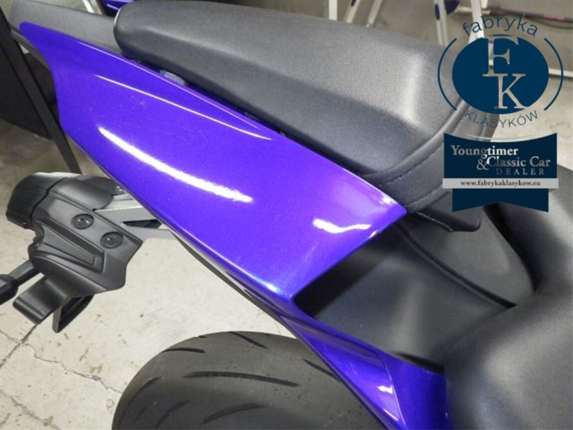 YAMAHA YZF-R7-2 2023 - zdjęcie 19