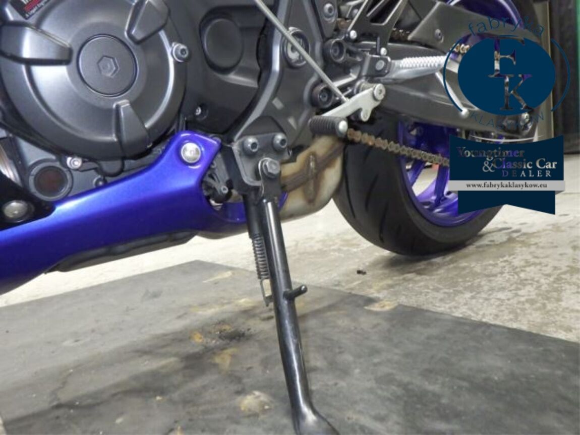 YAMAHA YZF-R7-2 2023 - zdjęcie 30