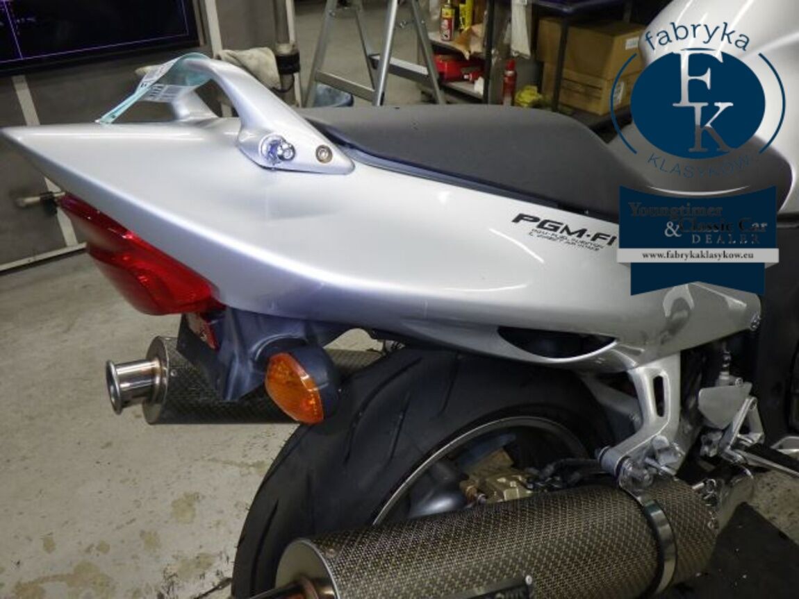 HONDA CBR1100XX 2002 - zdjęcie 18