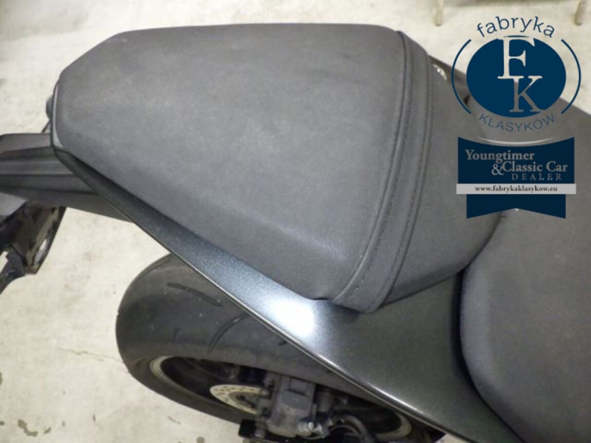 SUZUKI GSX-8S 2023 - zdjęcie 19