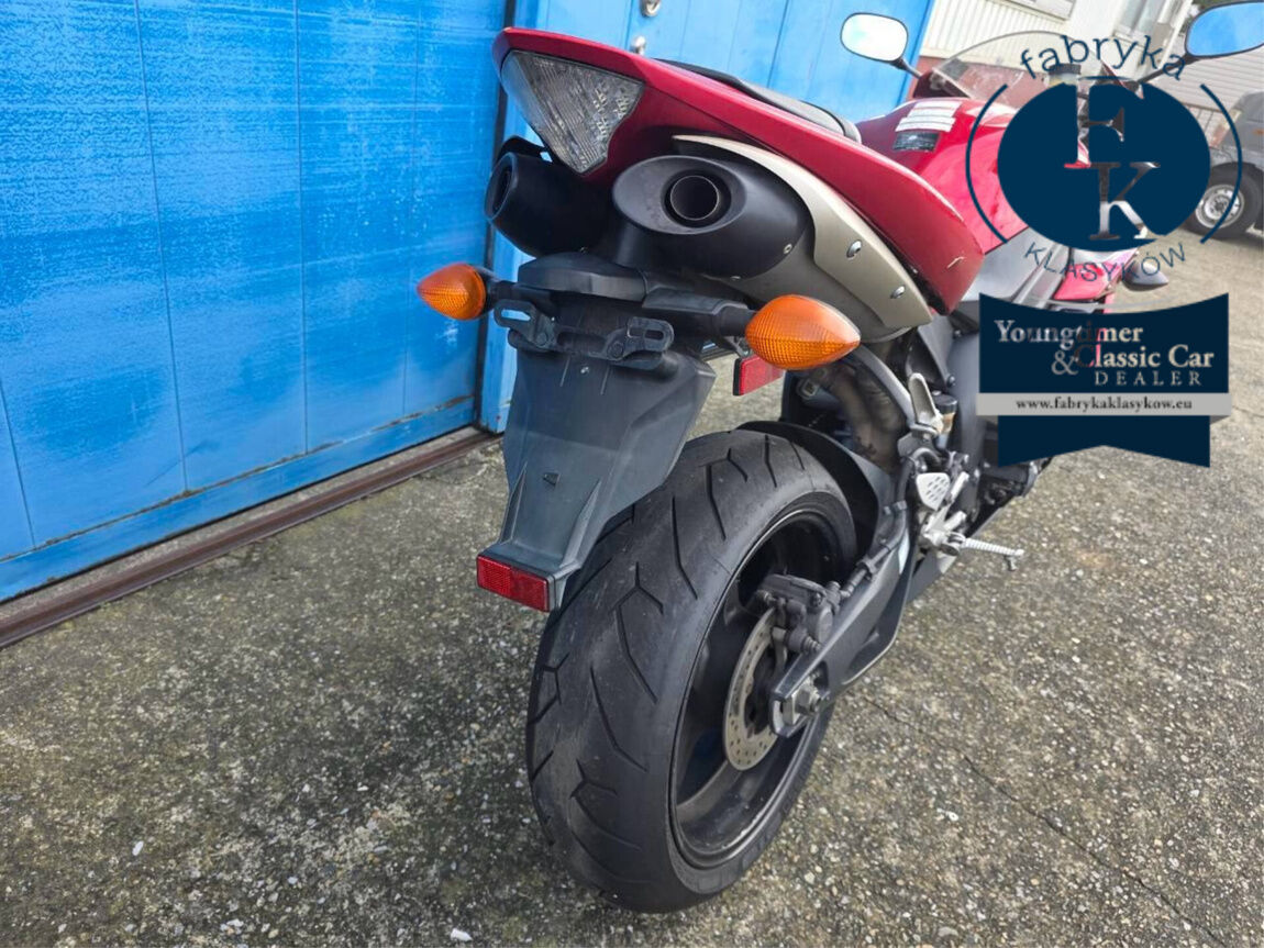 YAMAHA YZF-R1 2004 - zdjęcie 8