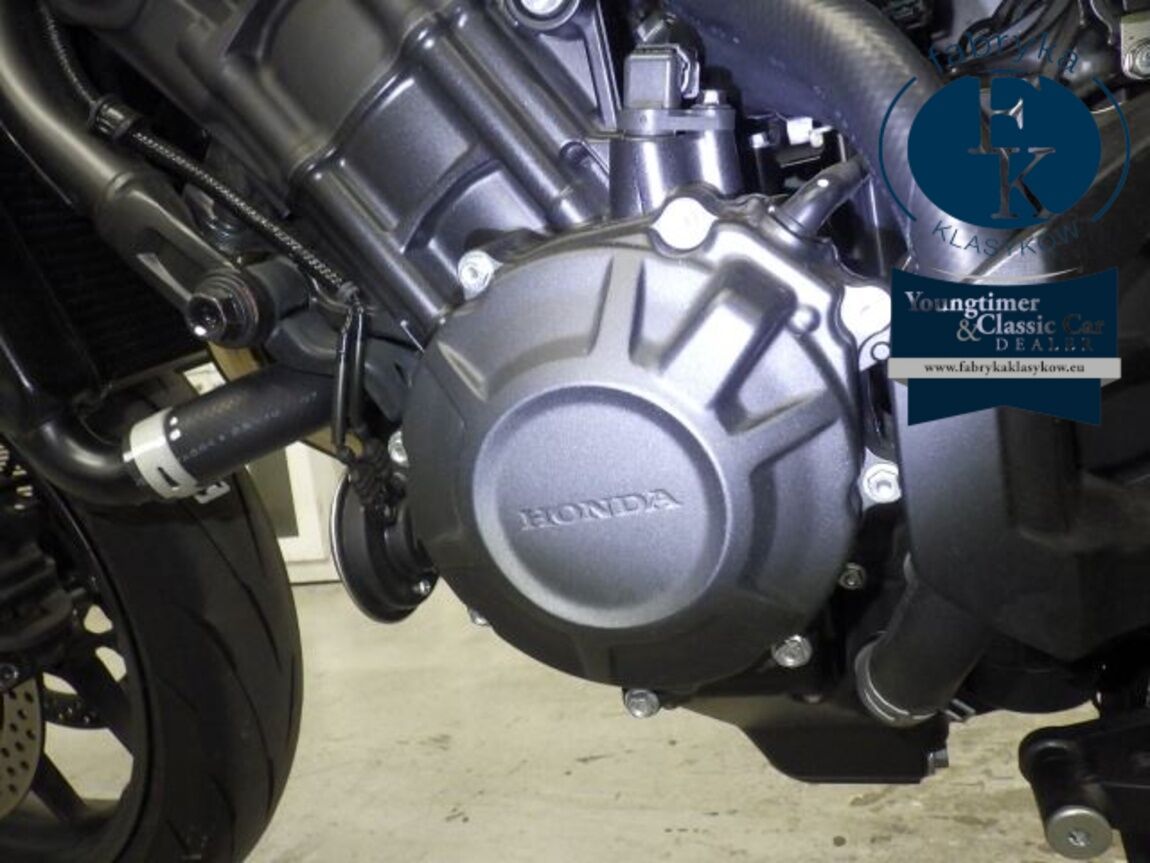 HONDA CB650R 2023 - zdjęcie 11
