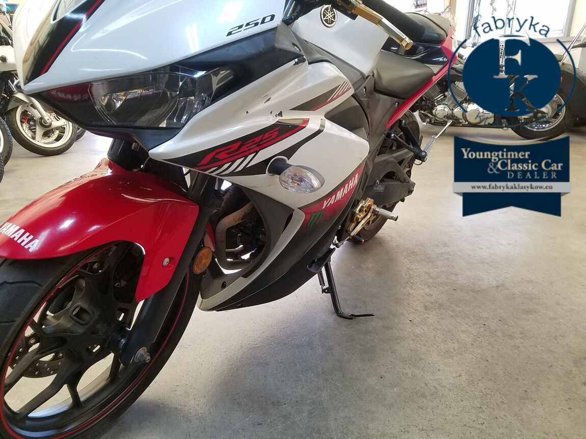 YAMAHA YZF-R25  - zdjęcie 7