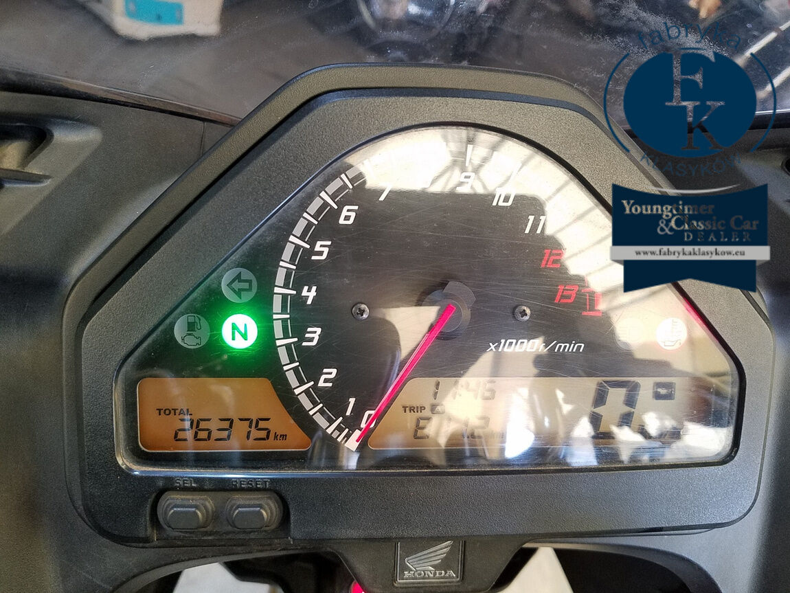 HONDA VTR250F - zdjęcie 4