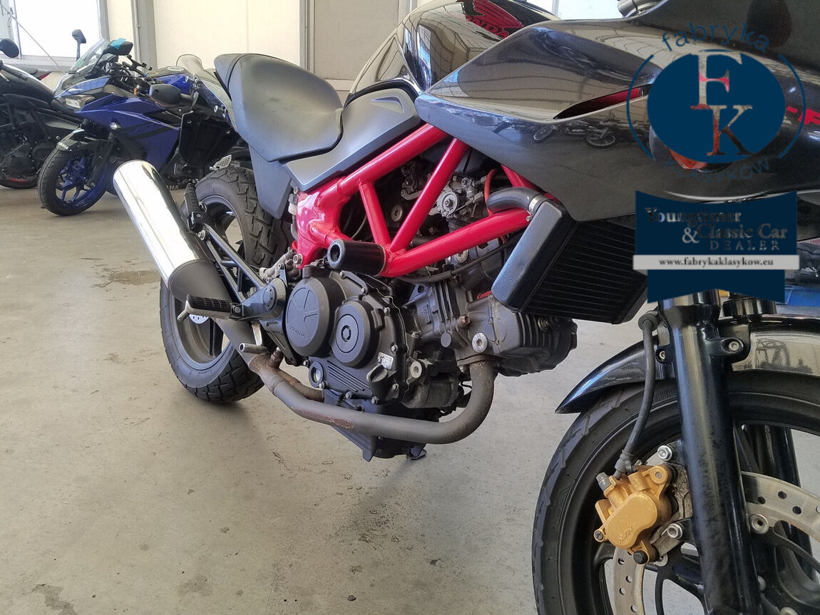 HONDA VTR250F - zdjęcie 8