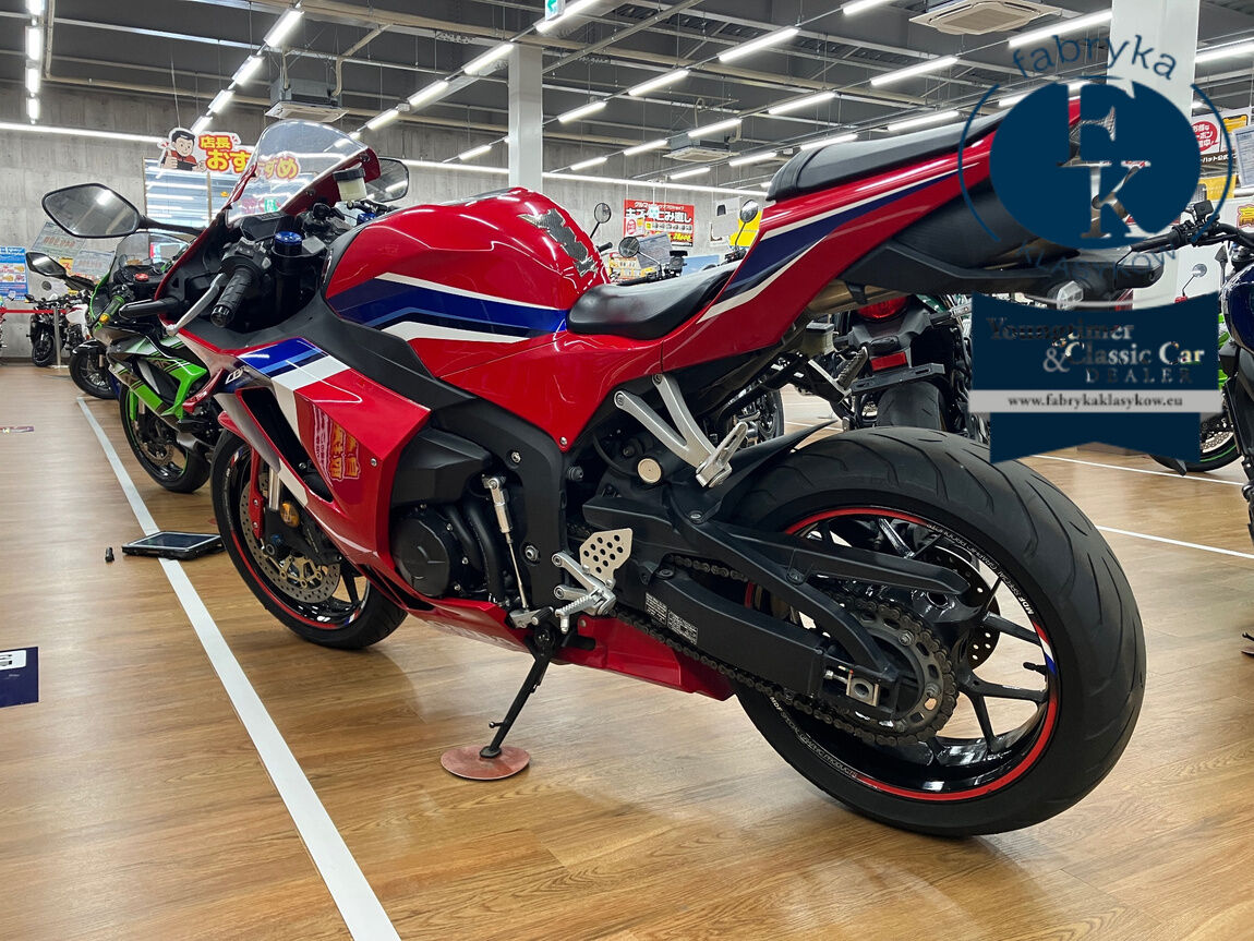 HONDA CBR600RR 2022 - zdjęcie 3