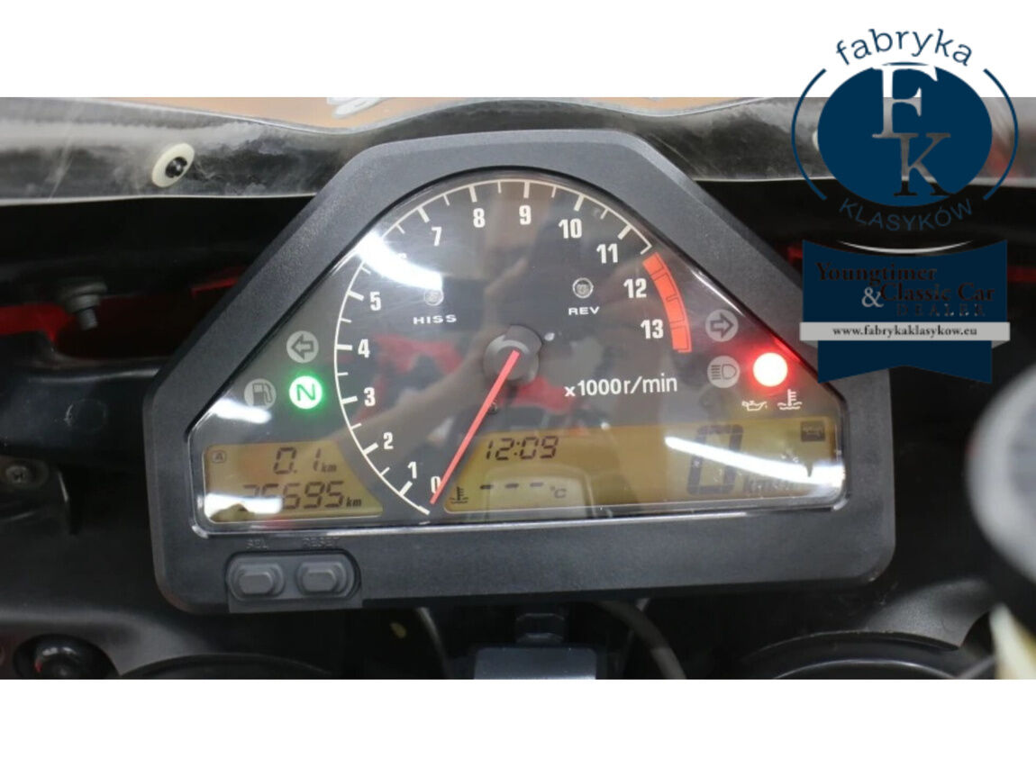 HONDA CBR1000RR 2004 - zdjęcie 4