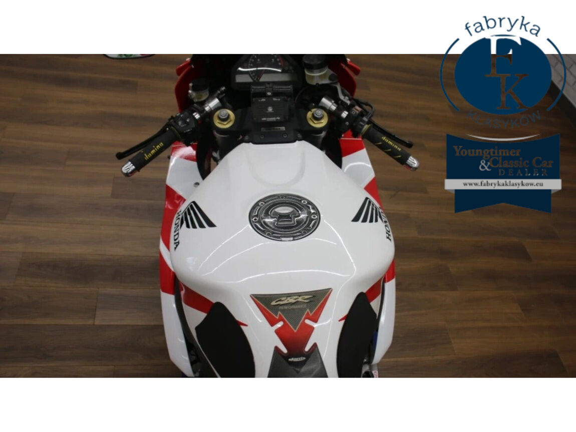 HONDA CBR1000RR 2004 - zdjęcie 5