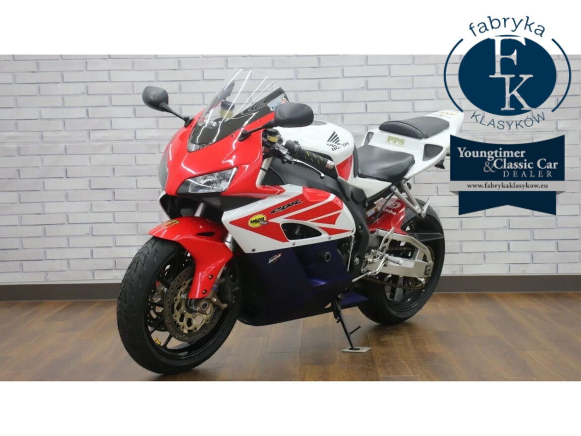 HONDA CBR1000RR 2004 - zdjęcie 9