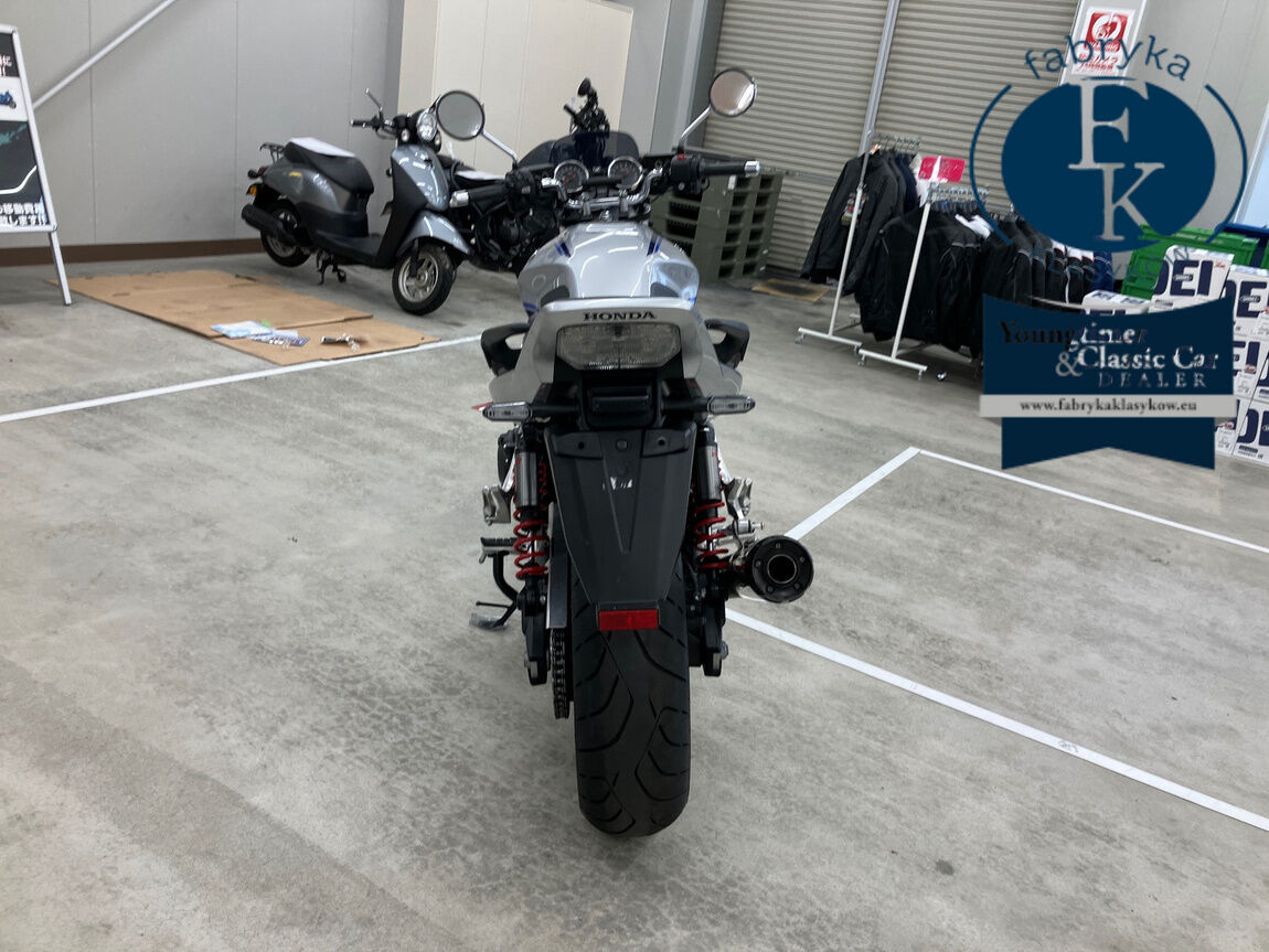 HONDA CB1300SF 2024 - zdjęcie 6