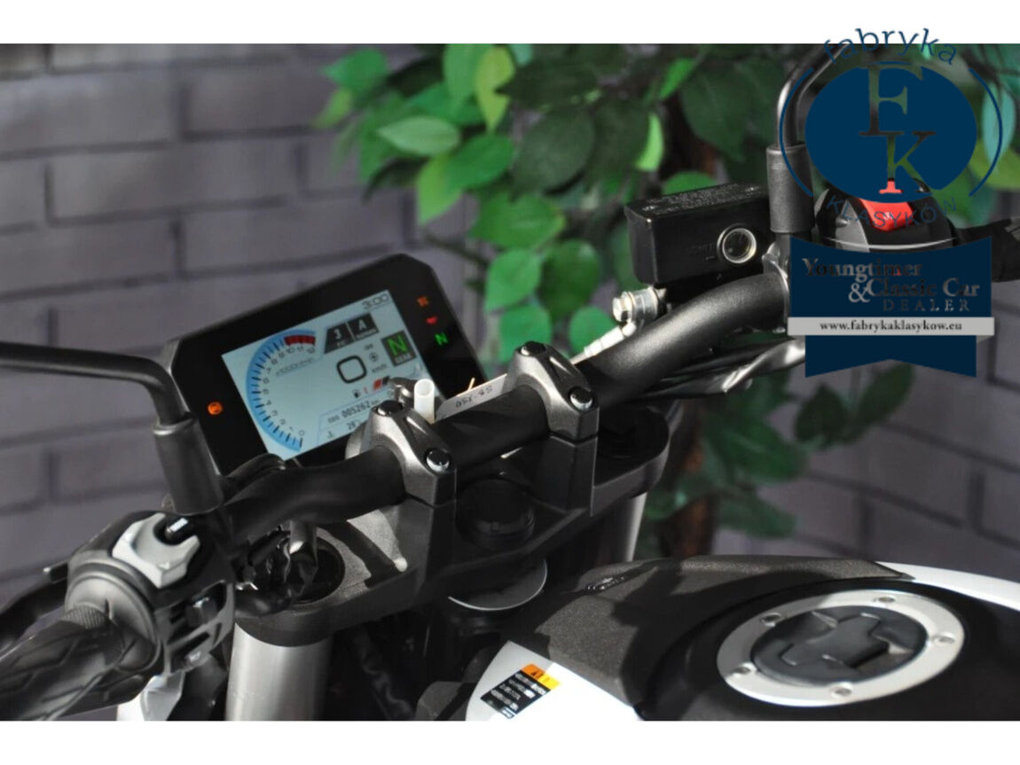 SUZUKI GSX-8S 2023 - zdjęcie 7