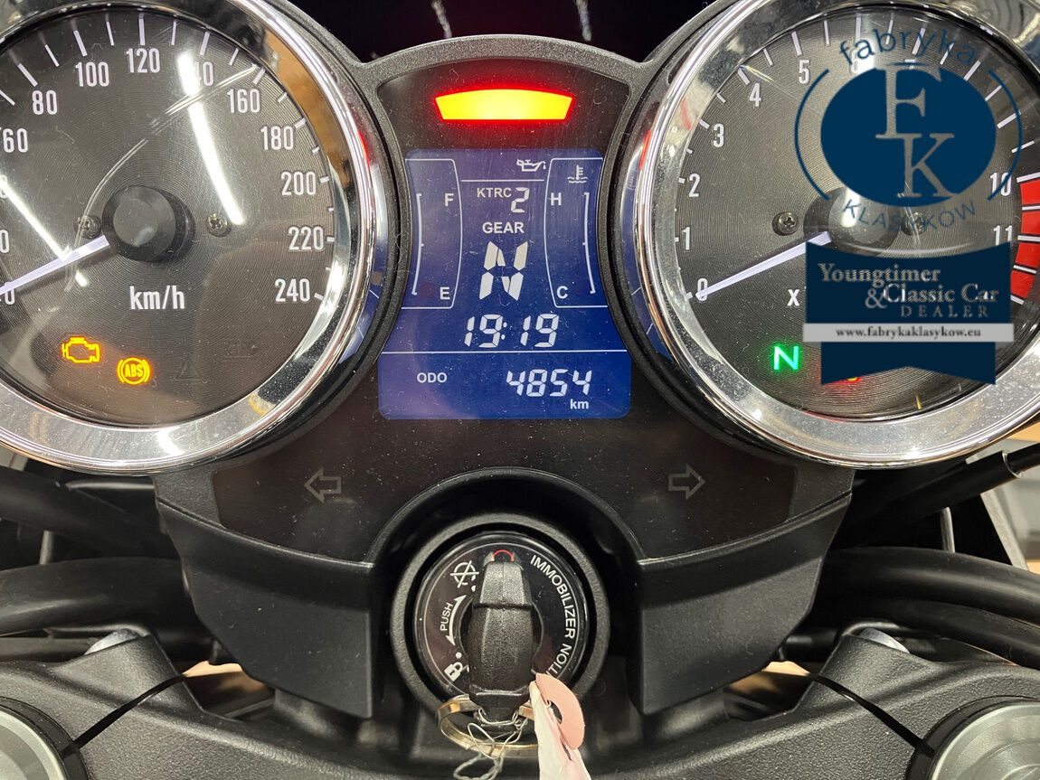 KAWASAKI Z900RS CAFE 2022 - zdjęcie 4