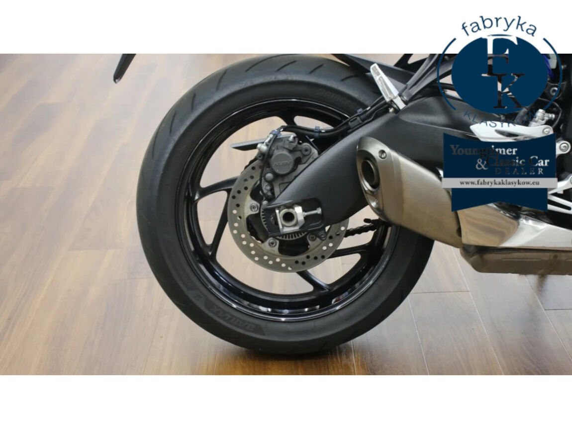 SUZUKI GSX-S1000F 2015 - zdjęcie 9