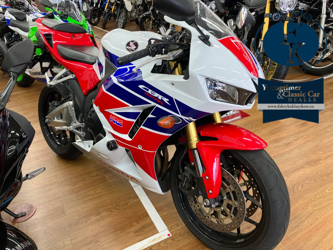 HONDA CBR600RR 2015 - zdjęcie 5