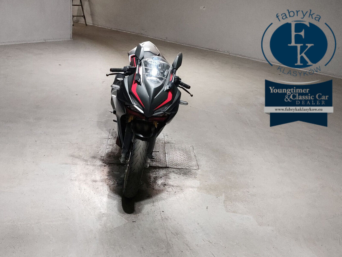 HONDA CBR250RR - zdjęcie 4