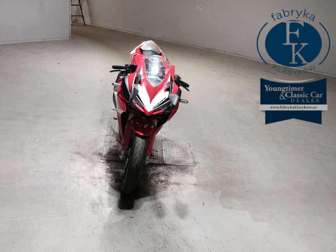 HONDA CBR250RR  - zdjęcie 4