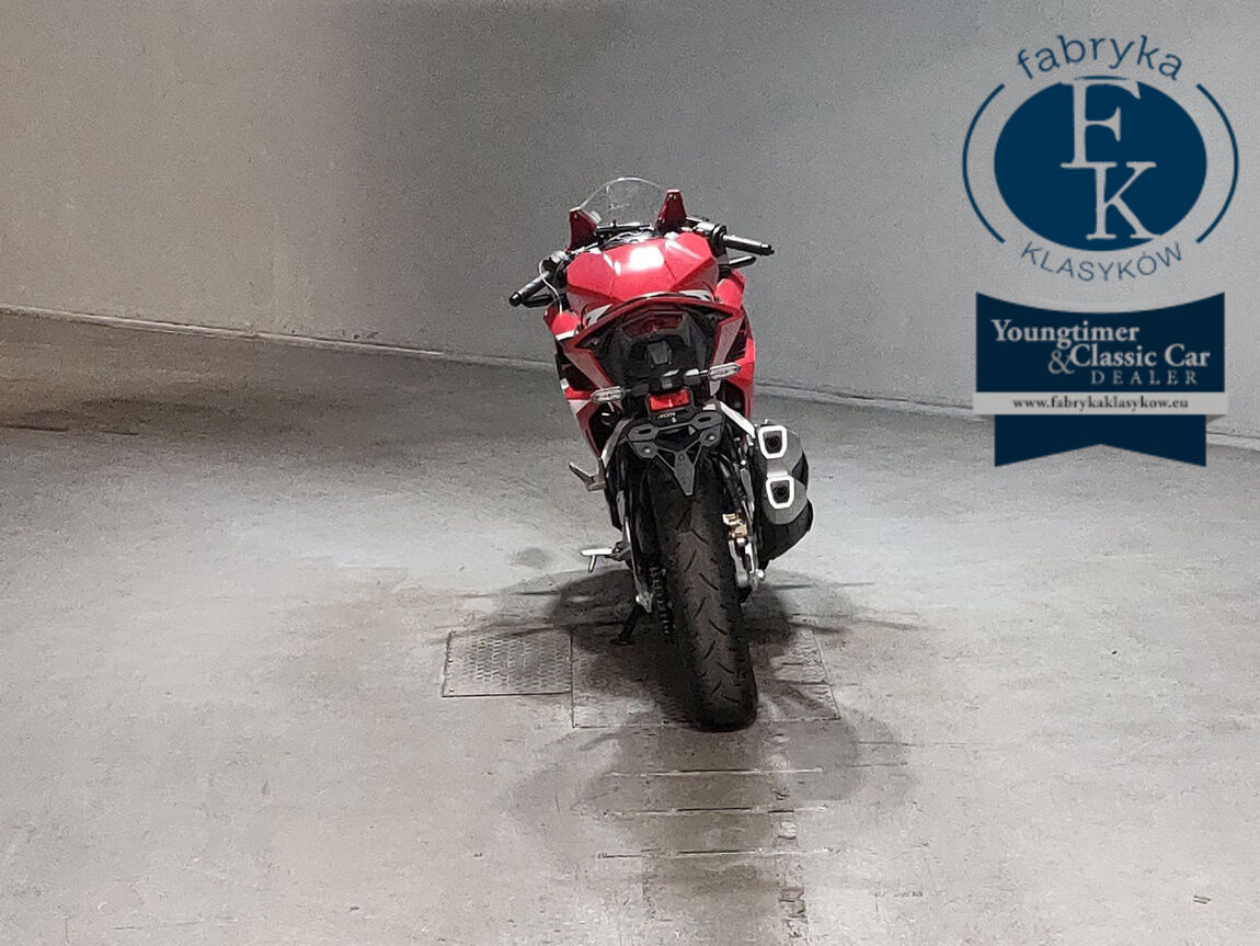 HONDA CBR250RR  - zdjęcie 5