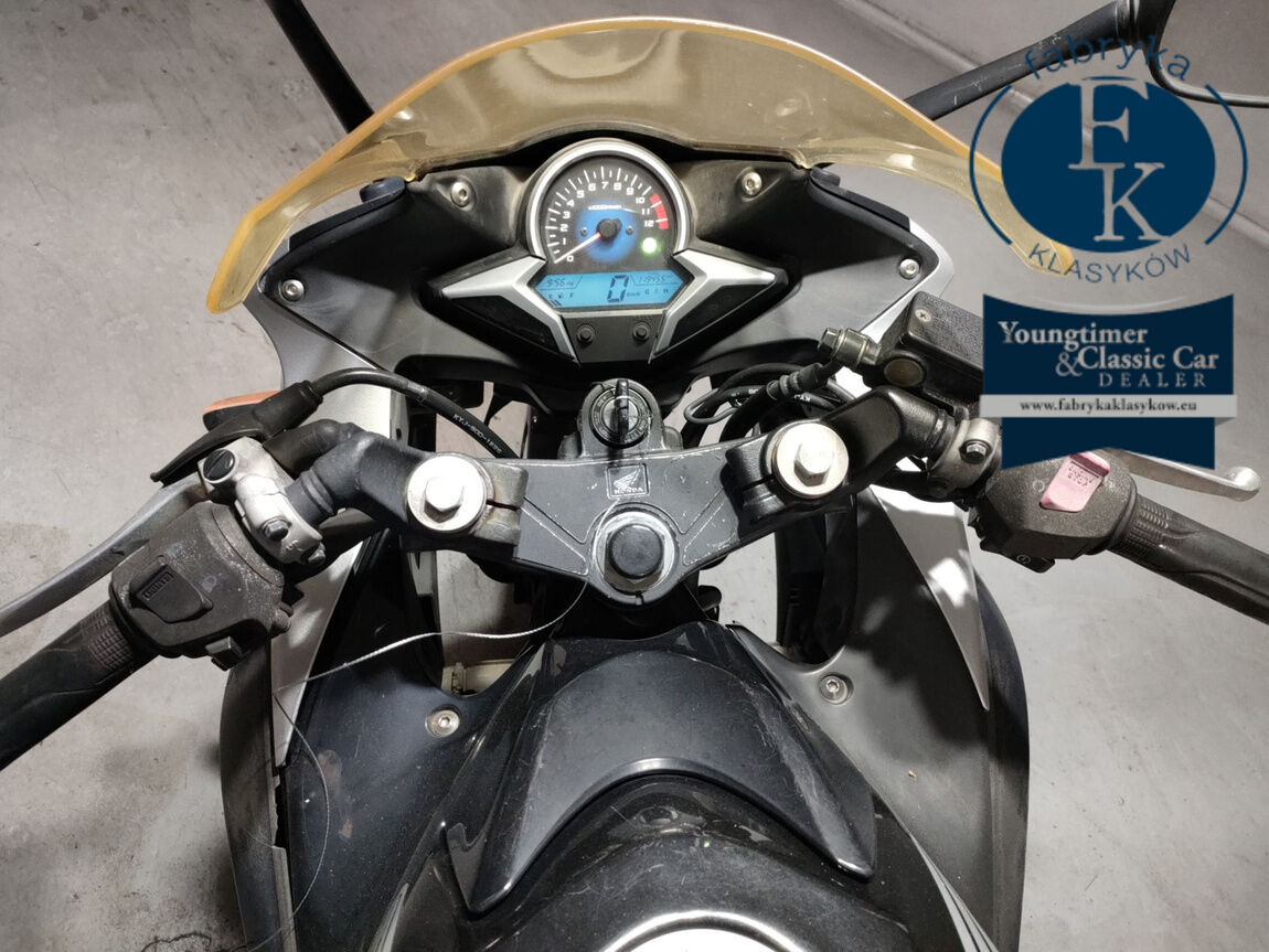 HONDA CBR250R  - zdjęcie 6