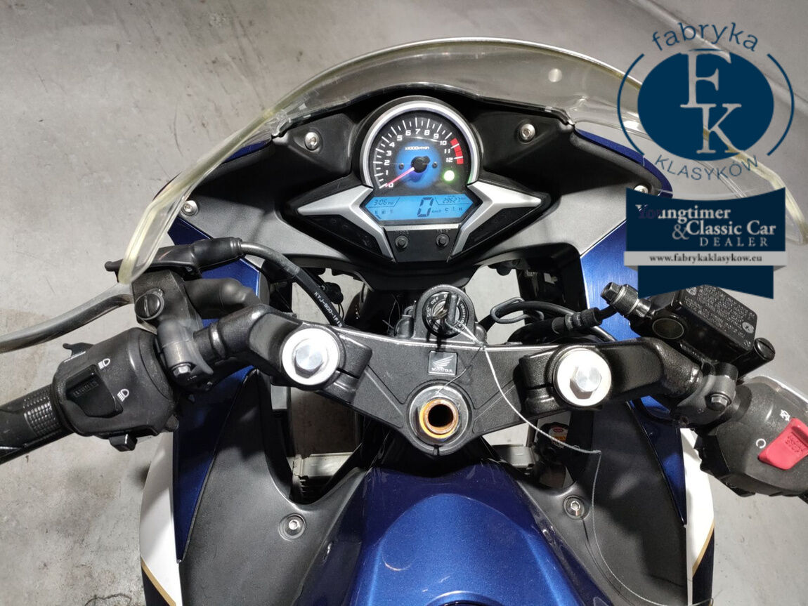 HONDA CBR250R  - zdjęcie 6
