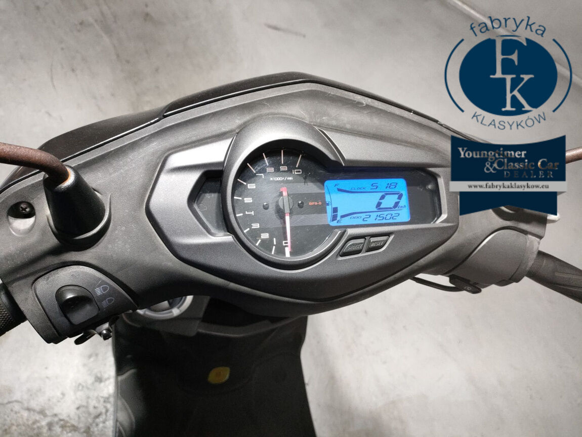 YAMAHA CYGNUS125XSR  - zdjęcie 6