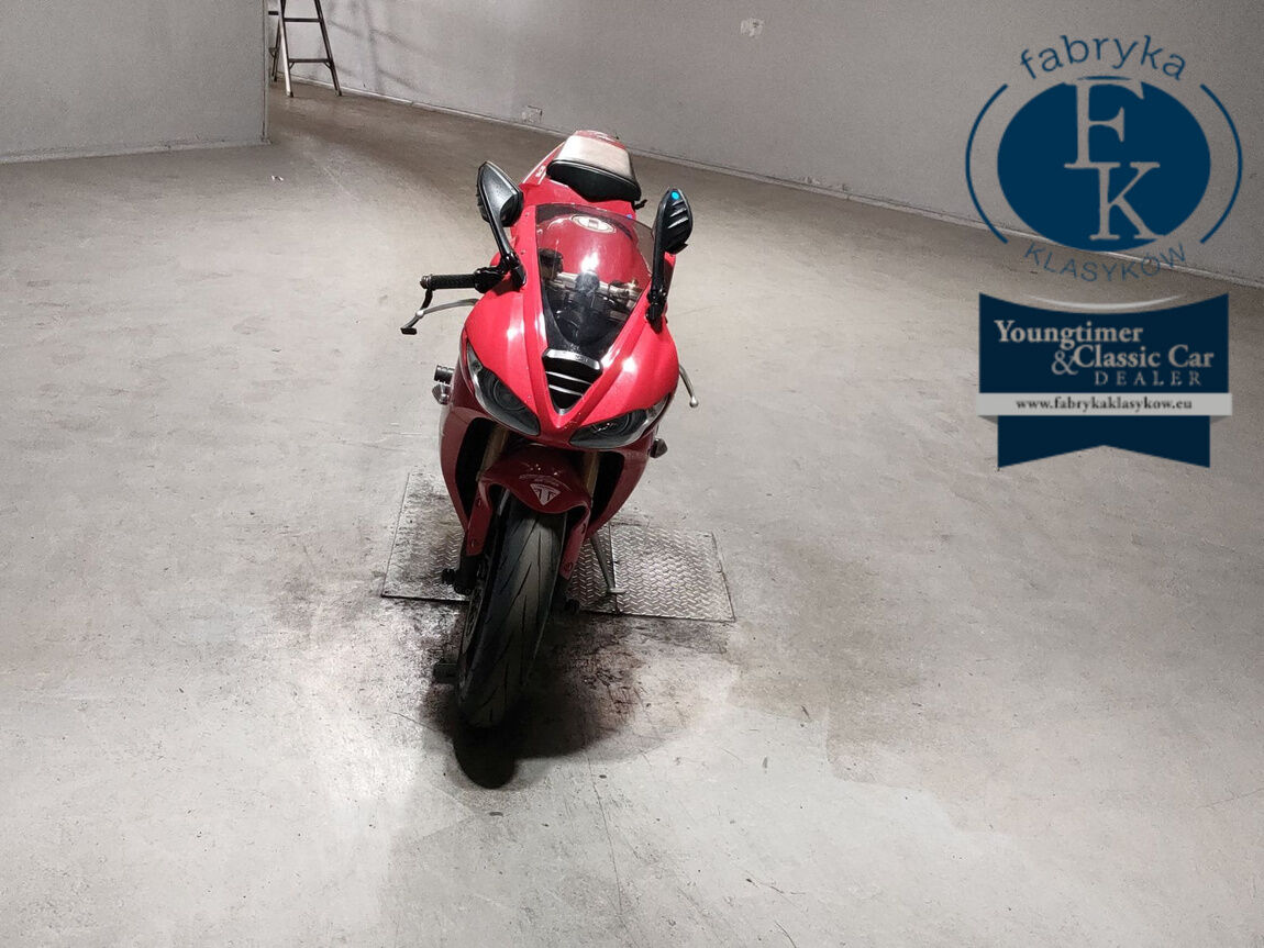 TRIUMPH DAYTONA675 2012 - zdjęcie 4