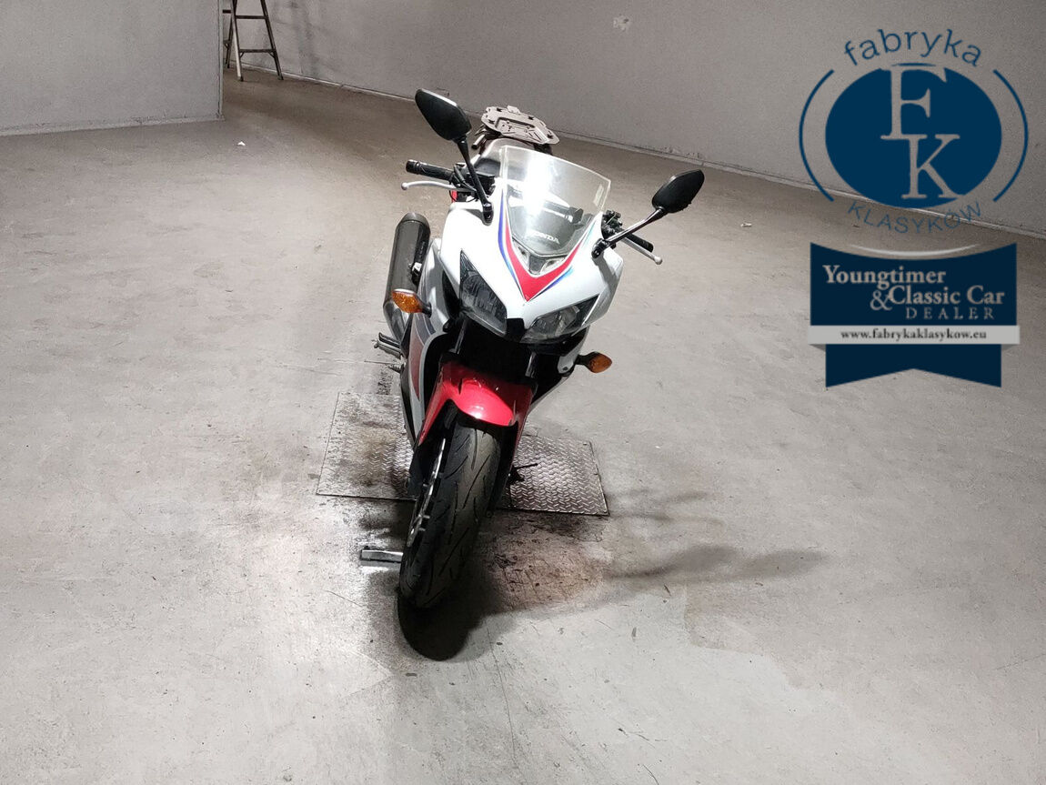 HONDA CBR400R 2014 - zdjęcie 4