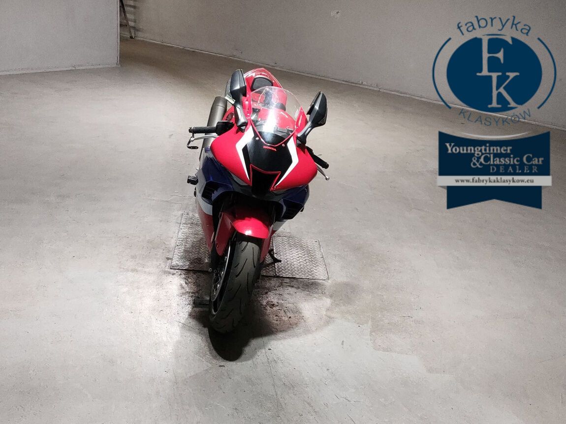 HONDA CBR1000RR-R 2020 - zdjęcie 4