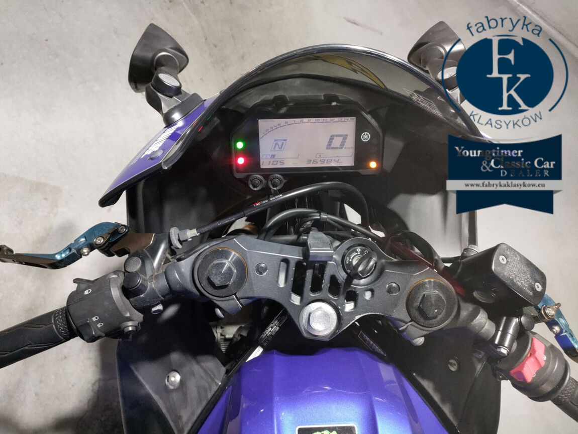 YAMAHA YZF-R25  - zdjęcie 6