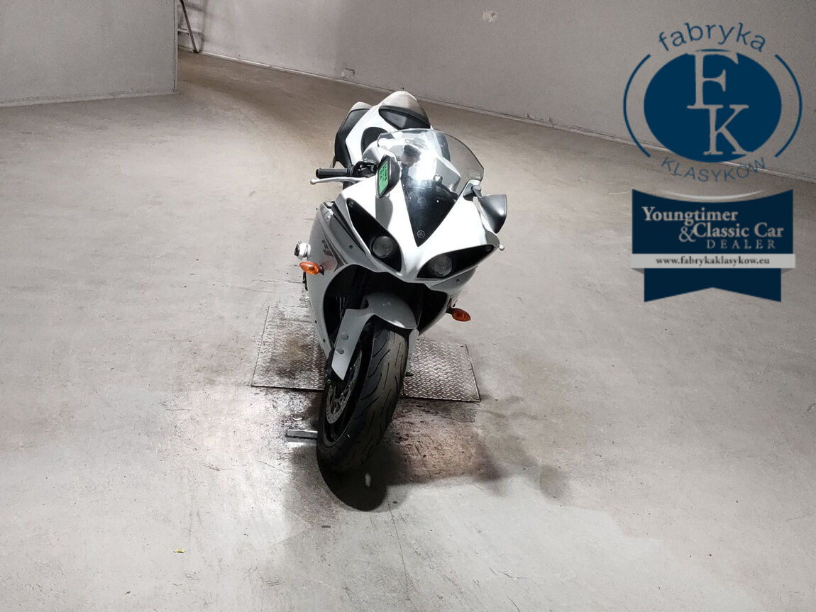 YAMAHA YZF-R1 2009 - zdjęcie 4