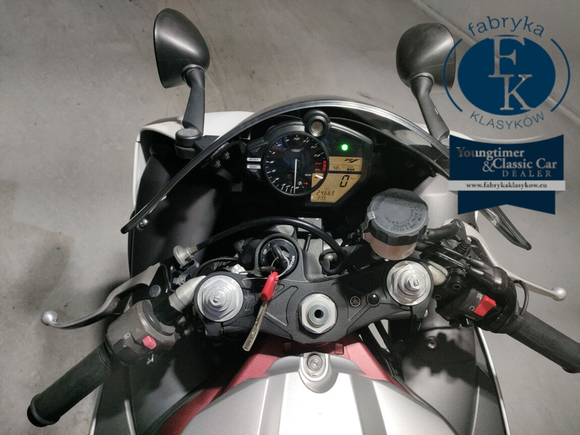 YAMAHA YZF-R1 2009 - zdjęcie 6
