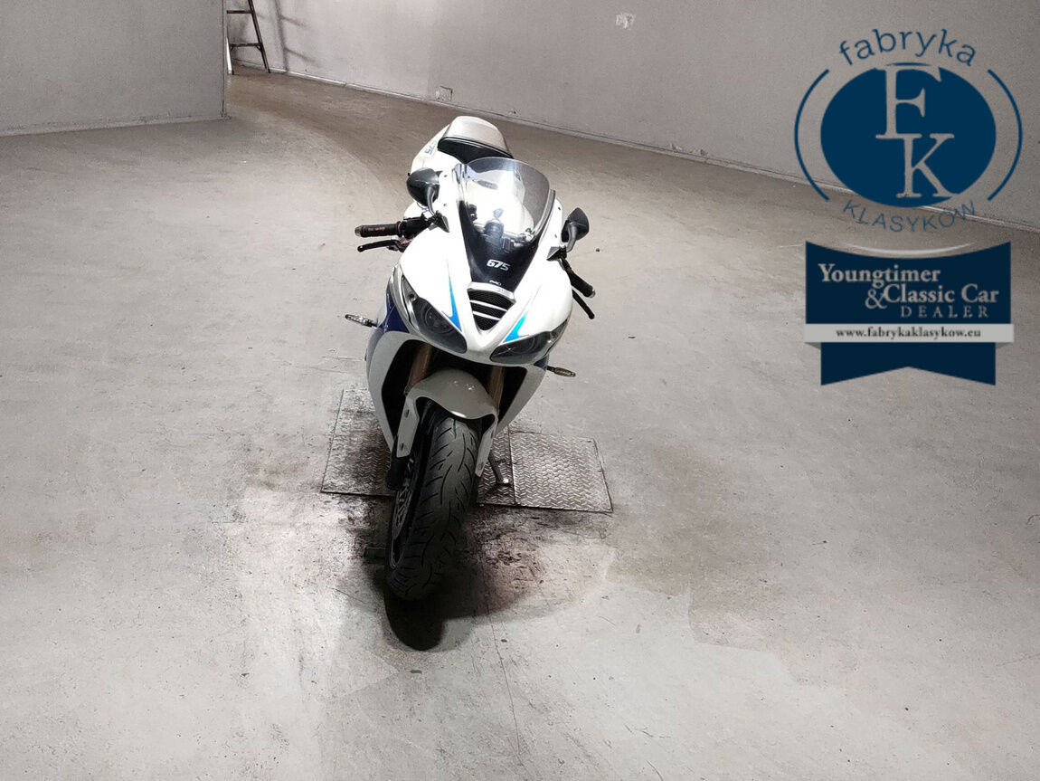 TRIUMPH DAYTONA675 2010 - zdjęcie 4