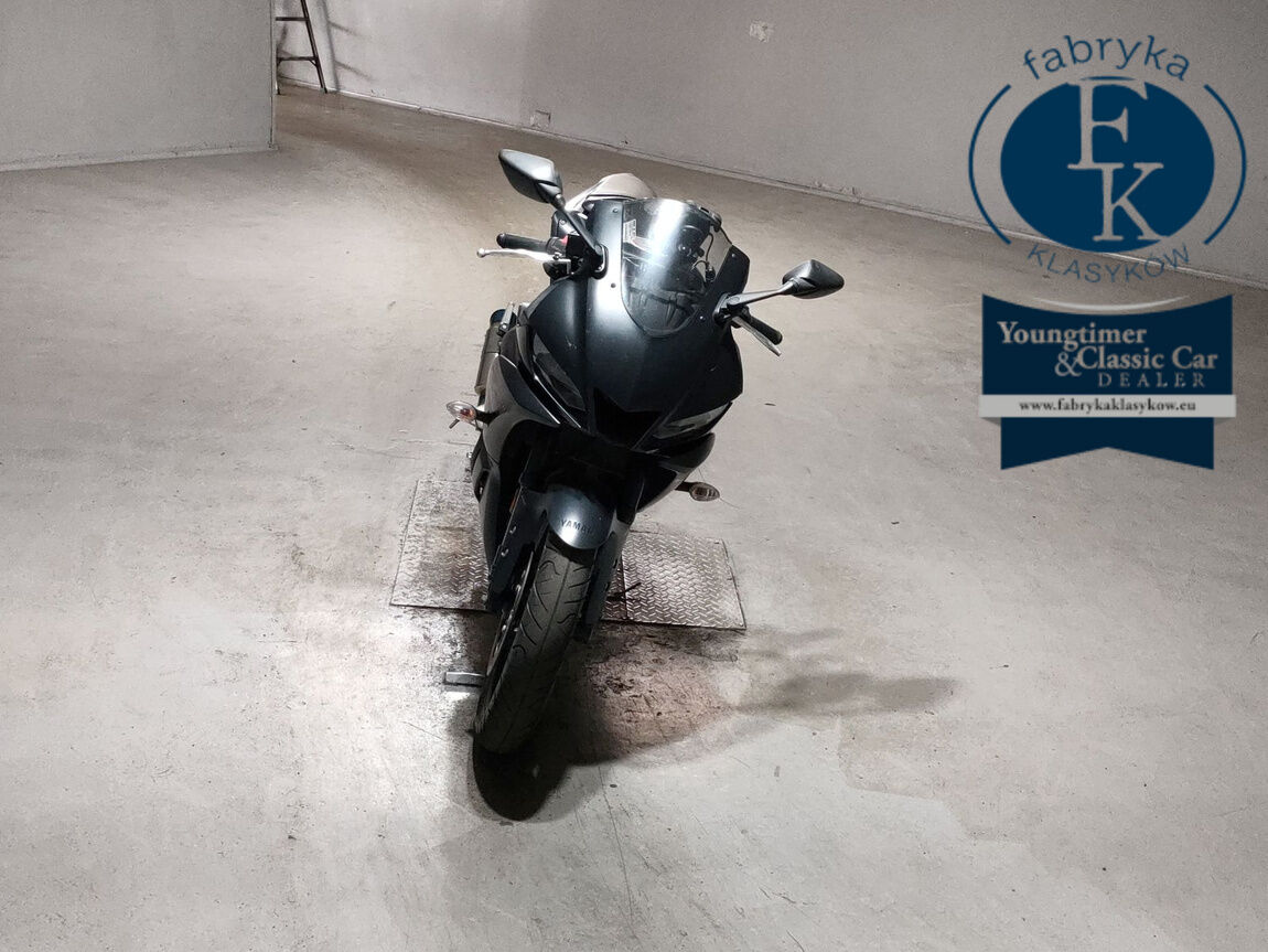 YAMAHA YZF-R25  - zdjęcie 4