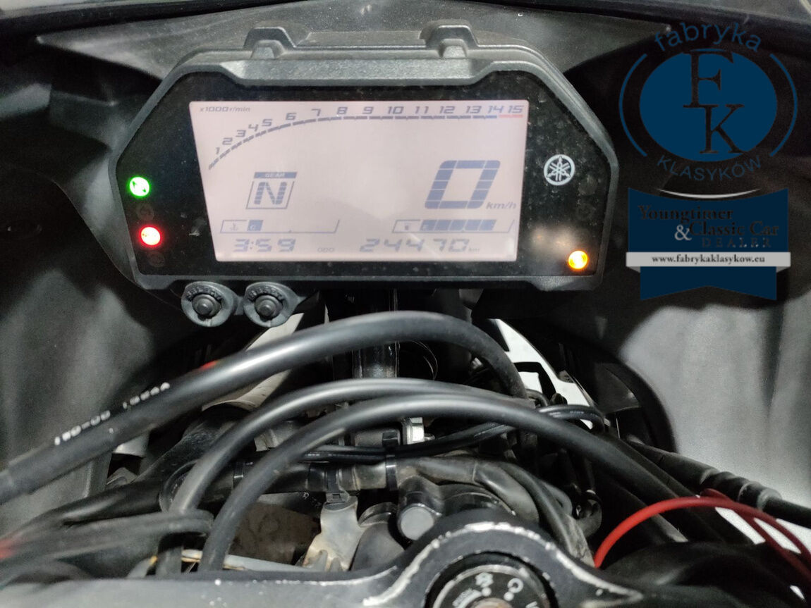 YAMAHA YZF-R25  - zdjęcie 6