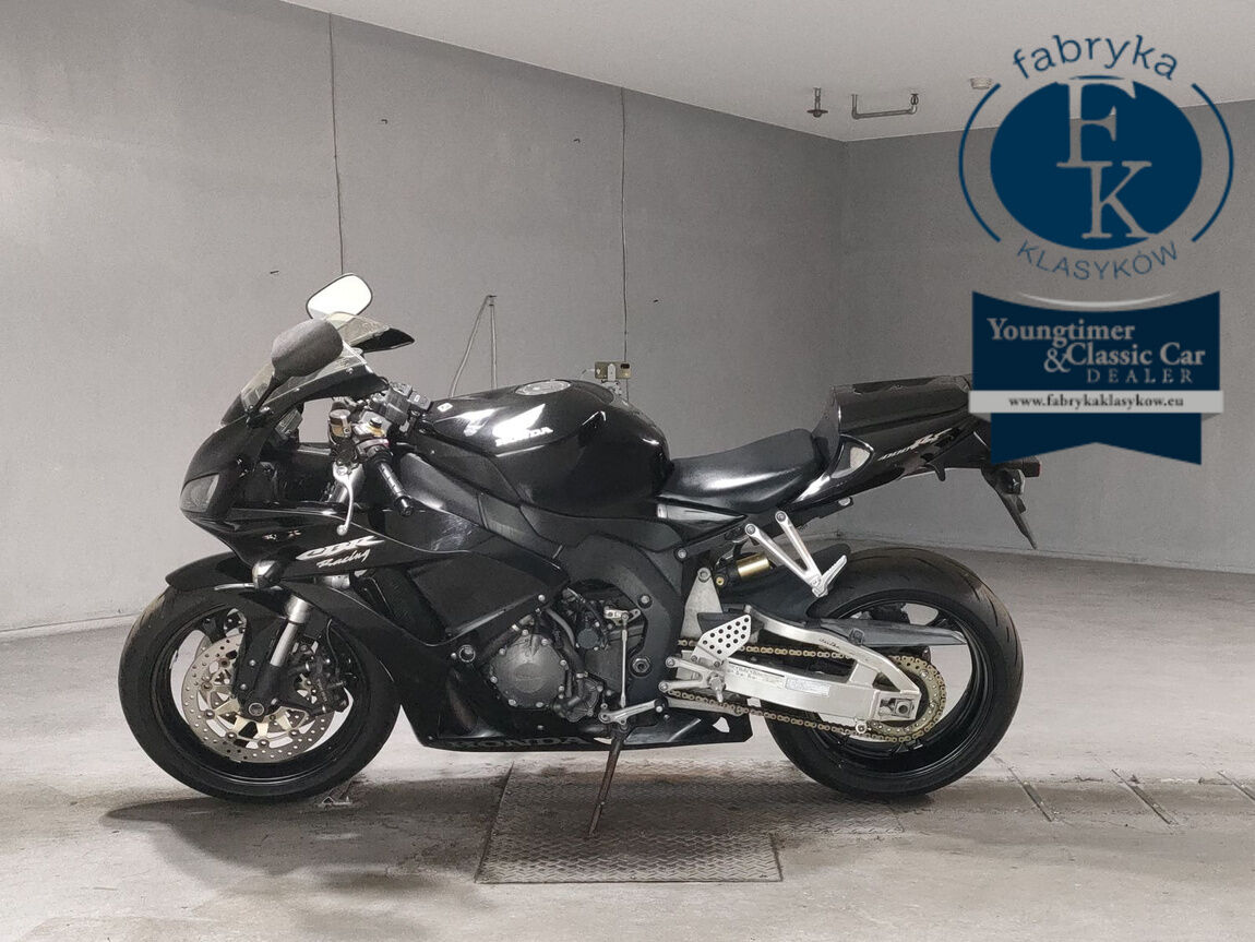 HONDA CBR1000RR 2006 - zdjęcie 3