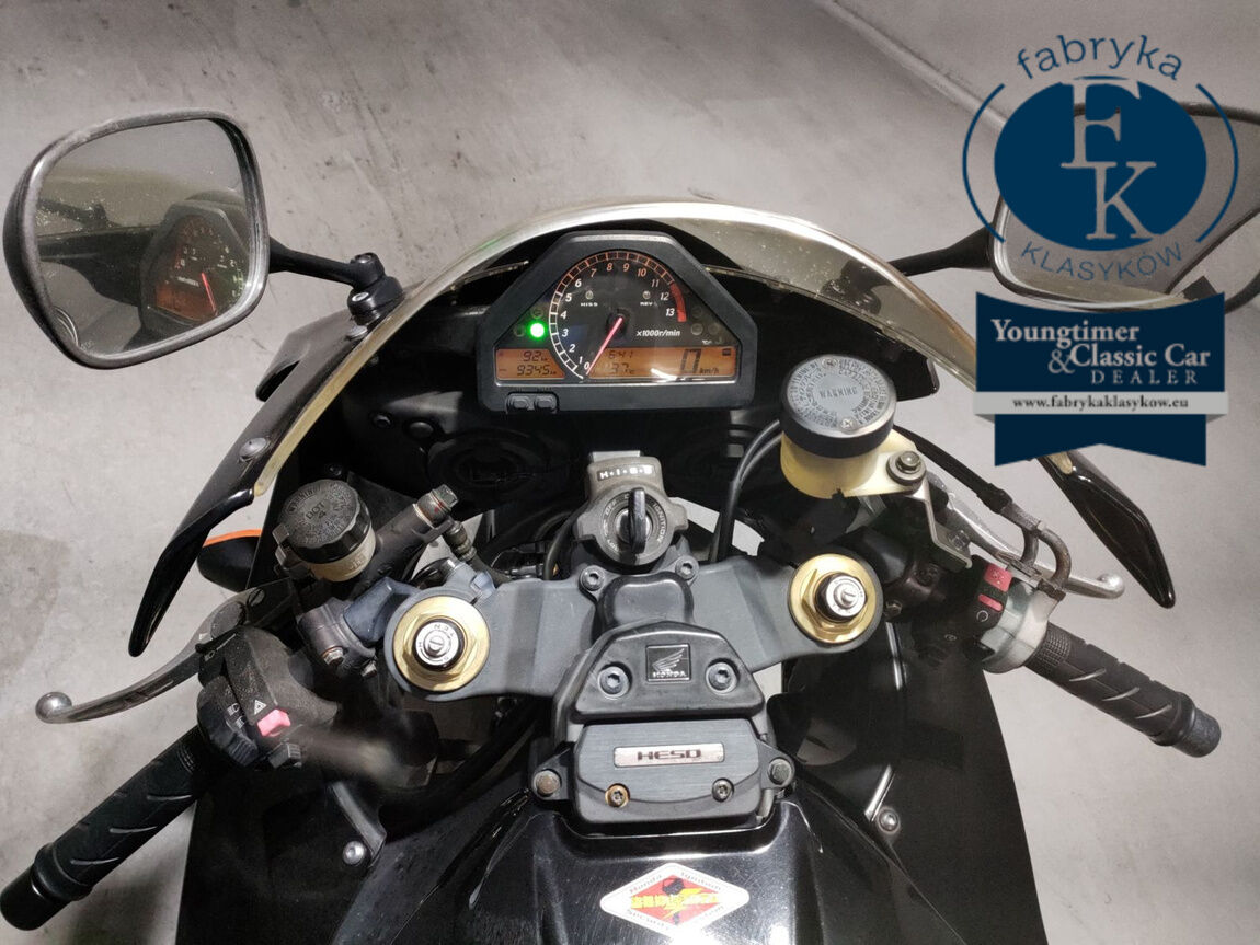 HONDA CBR1000RR 2006 - zdjęcie 6