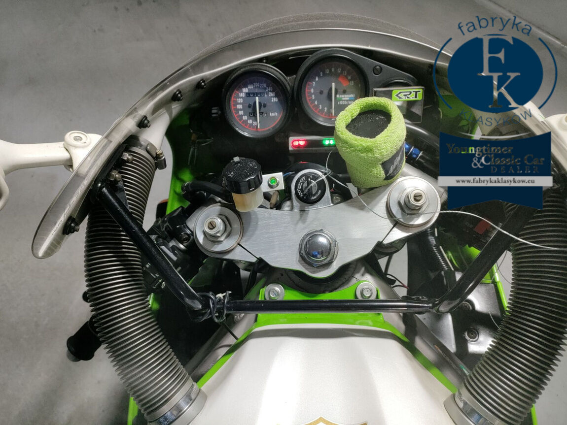 KAWASAKI ZXR750R  - zdjęcie 6
