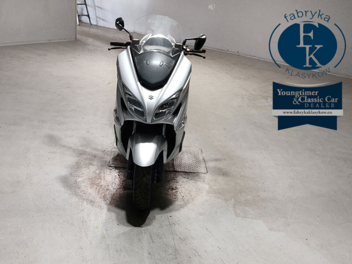 SUZUKI BURGMAN400 2022 - zdjęcie 4