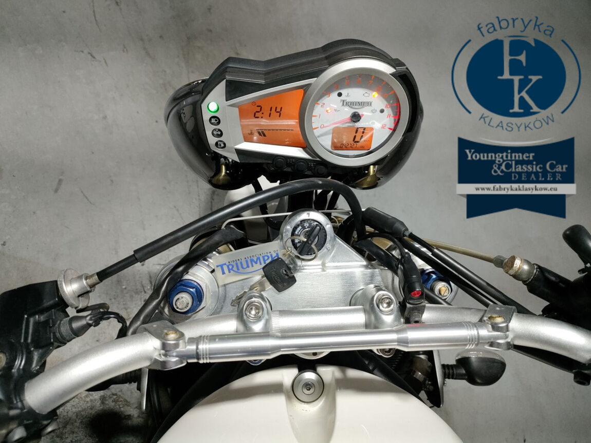 TRIUMPH SPEED TRIPLE 2007 - zdjęcie 6