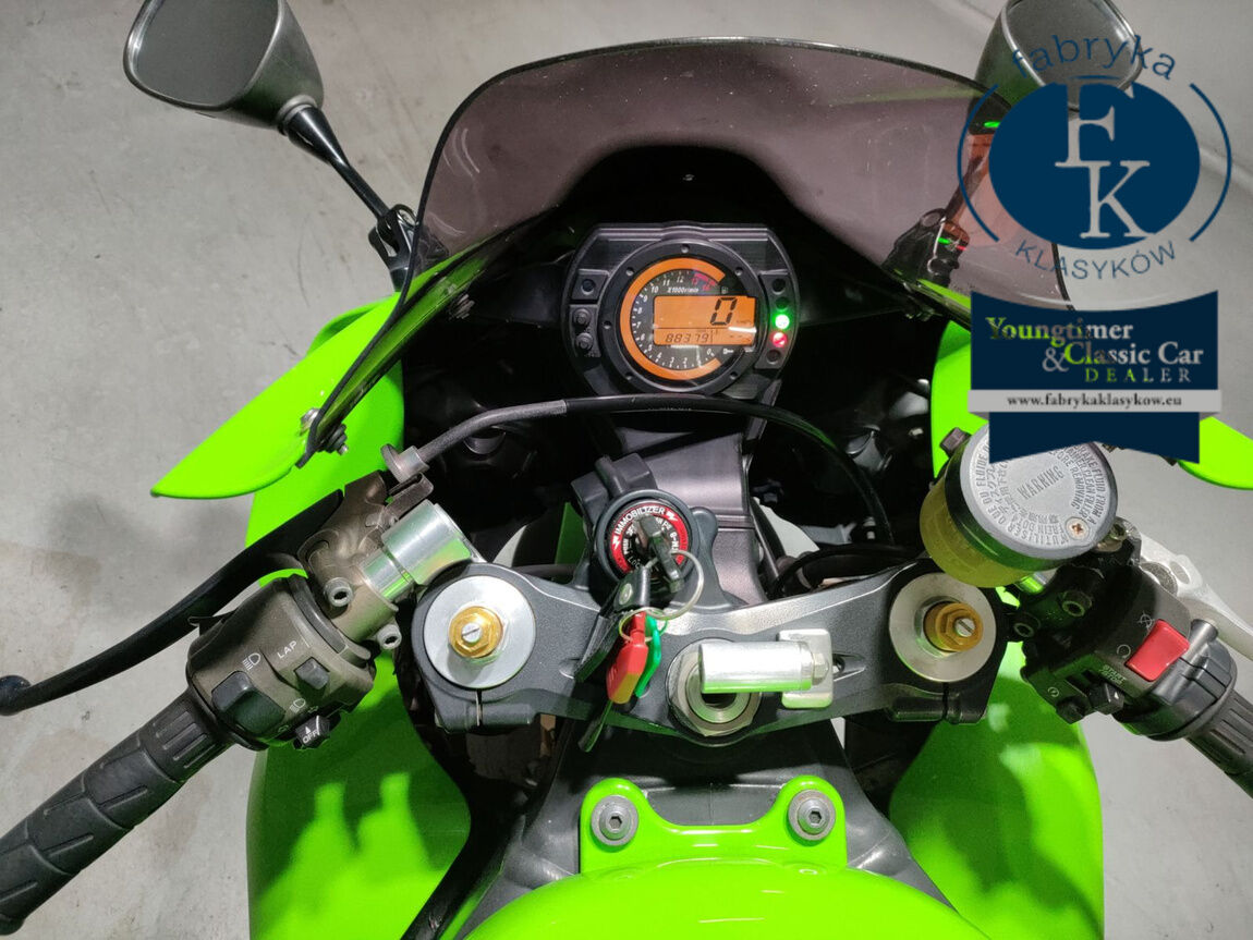 KAWASAKI ZX-10R 2004 - zdjęcie 6