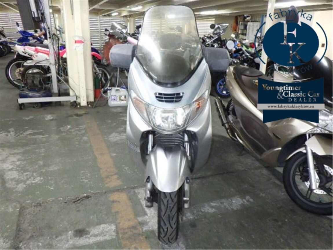 SUZUKI BURGMAN250  - zdjęcie 19
