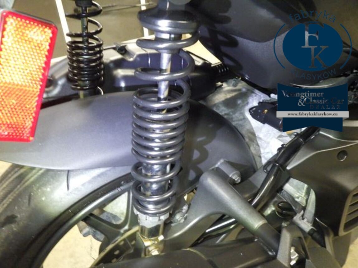 YAMAHA X FORCE  - zdjęcie 26
