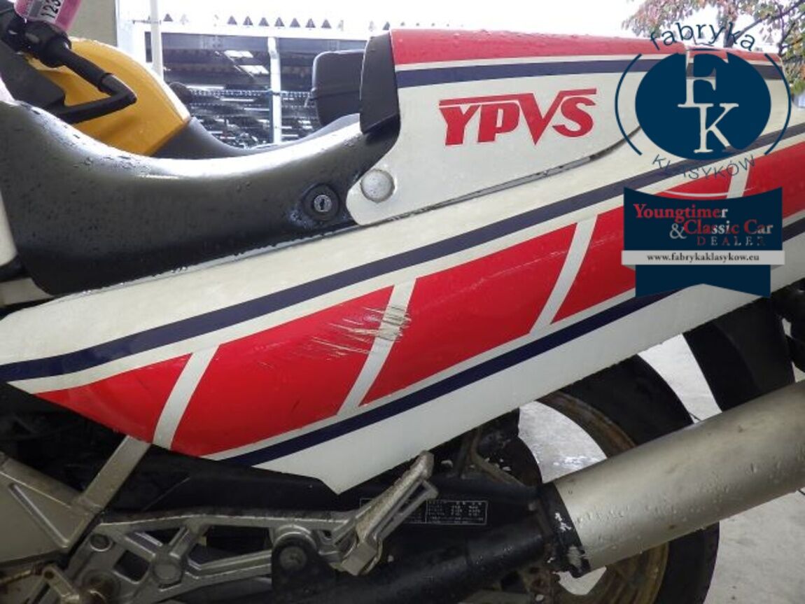 YAMAHA RZV500 1984 - zdjęcie 12