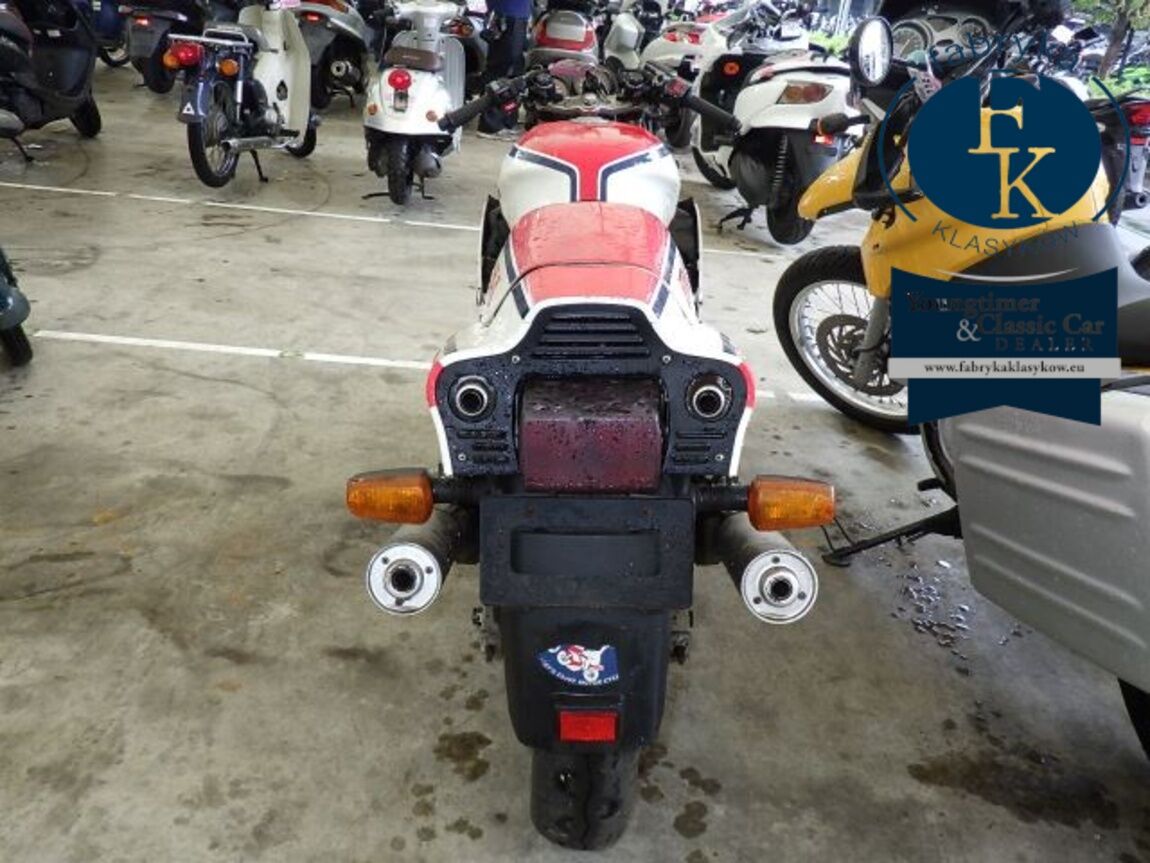 YAMAHA RZV500 1984 - zdjęcie 20